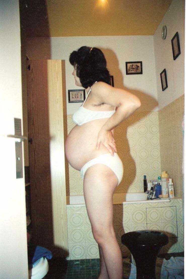 GRÁVIDA PREGGO ENCEINTE PROSTITUTA