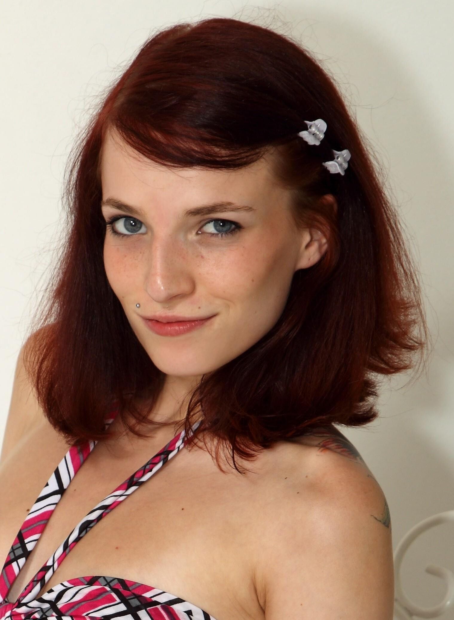 Leila S Incredibly Beautiful And Hot Naughty Redhead Teen