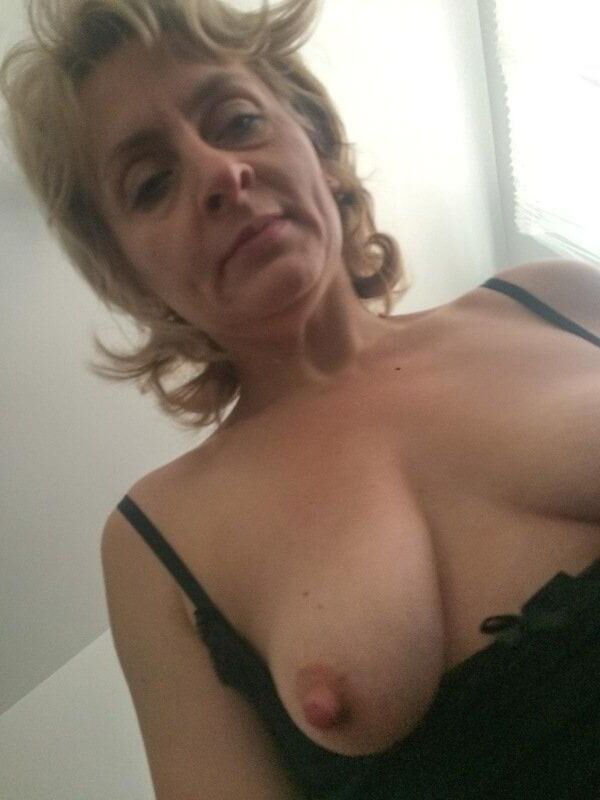 MILF SUR LE WEB