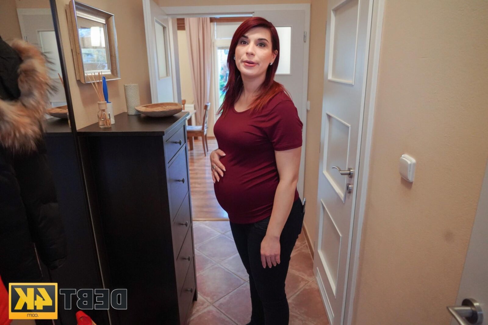 DEBTK Pregnant Jessika Redd pays off her debt