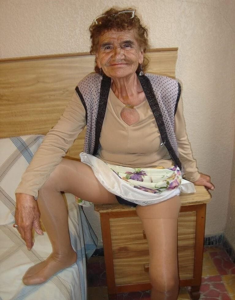 Mexican Granny (Classic Granny)