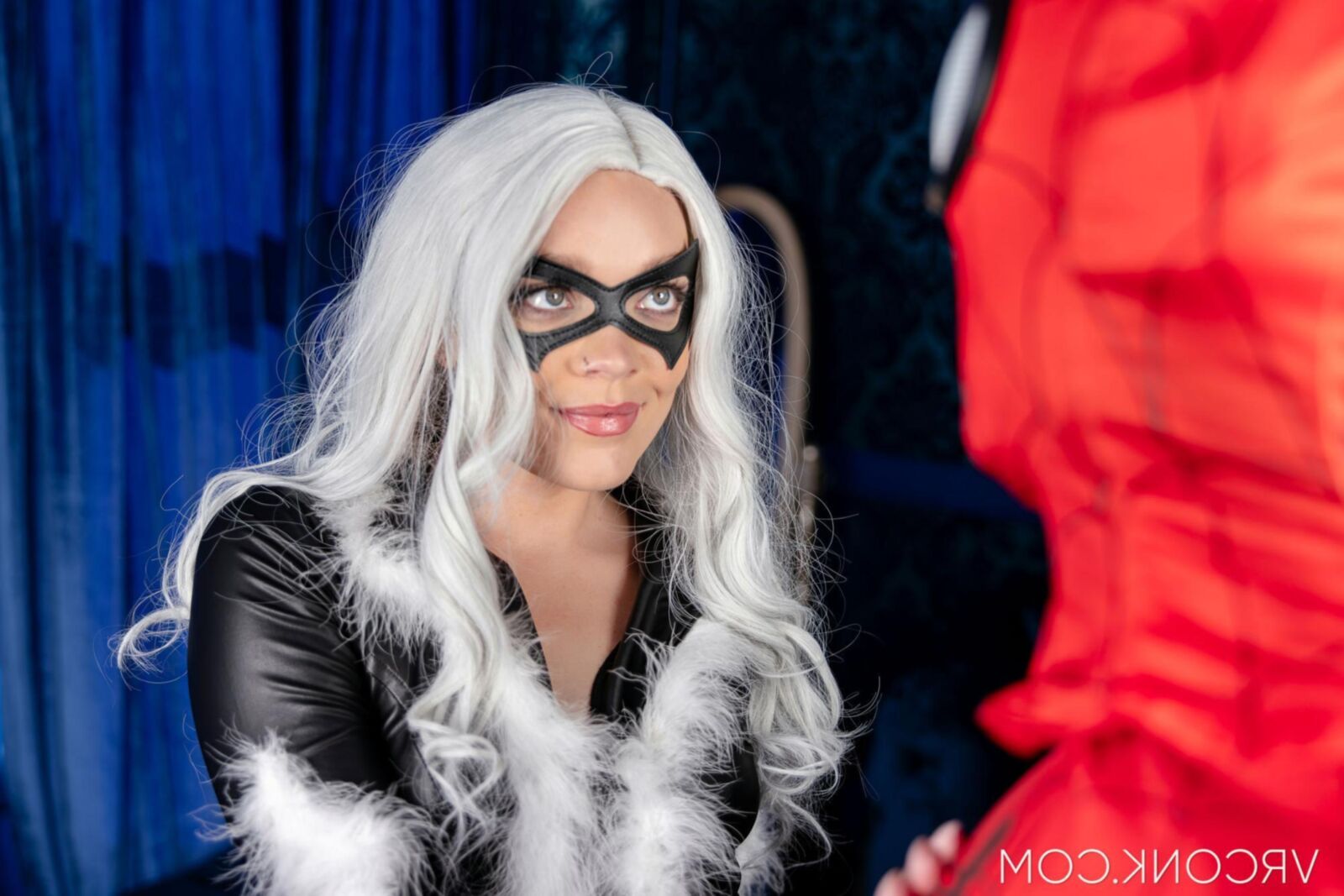 Katie Kush Yo Black Cat and Spider Man, un parc porno