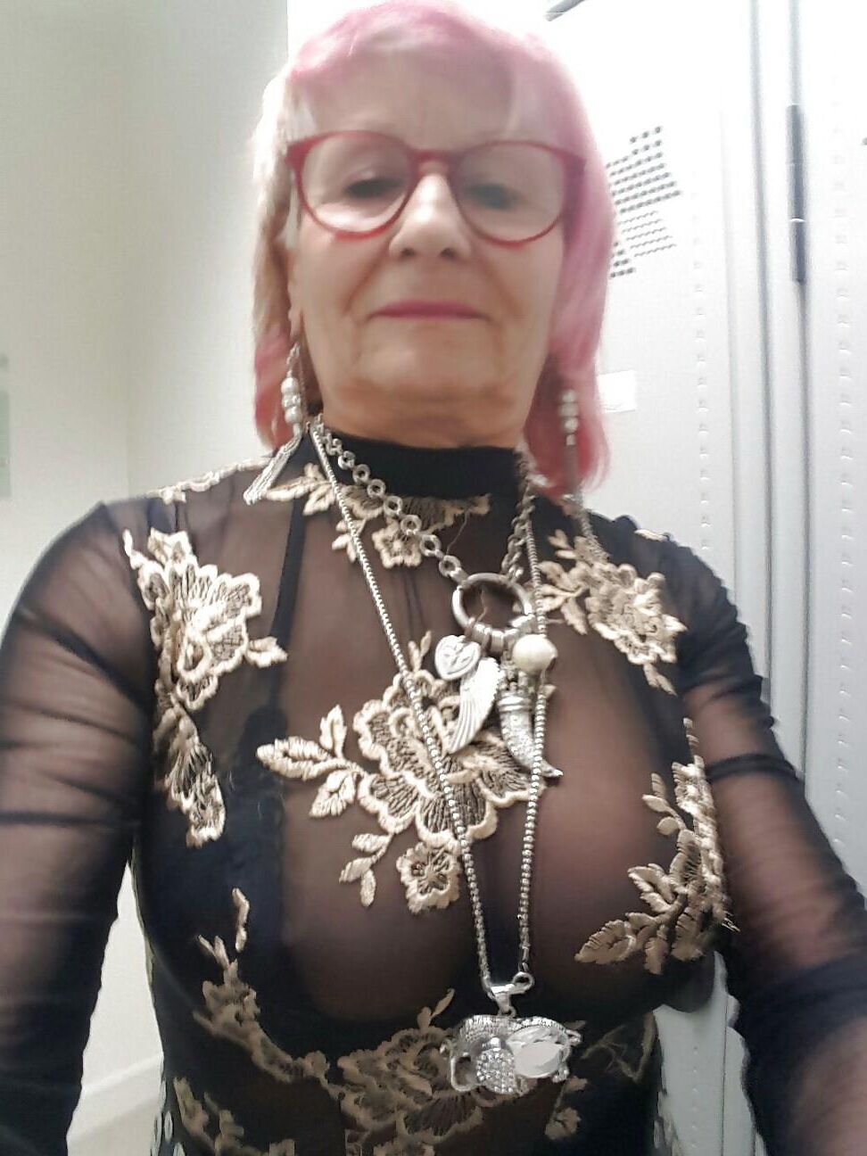 Happy Flashing Granny (Granny classique)