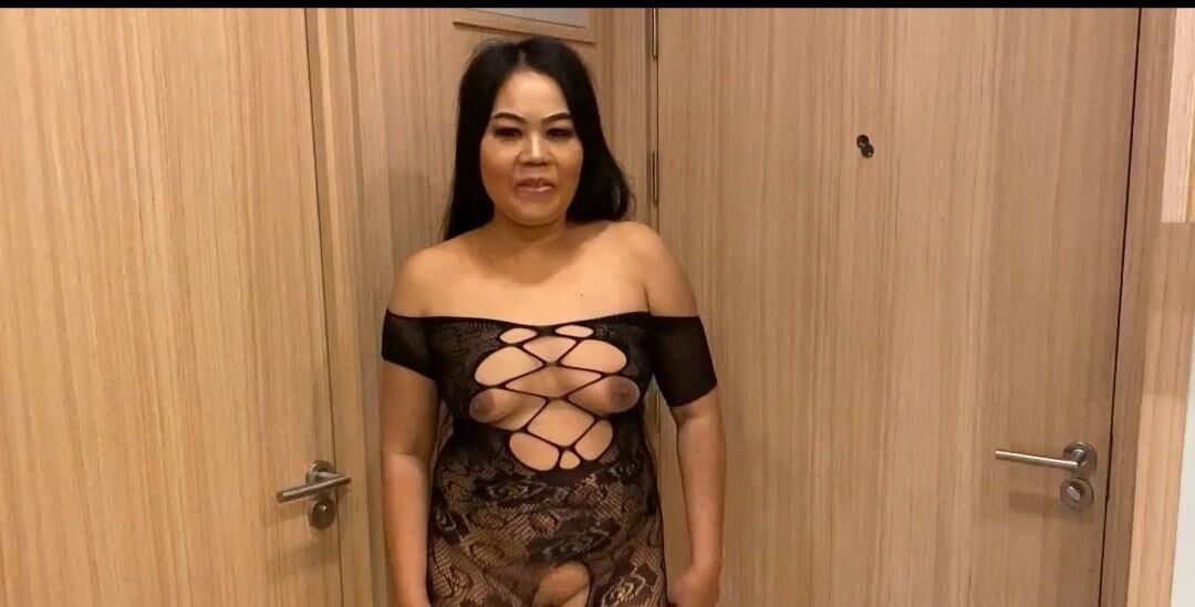 Chubby thaï milf première BWC