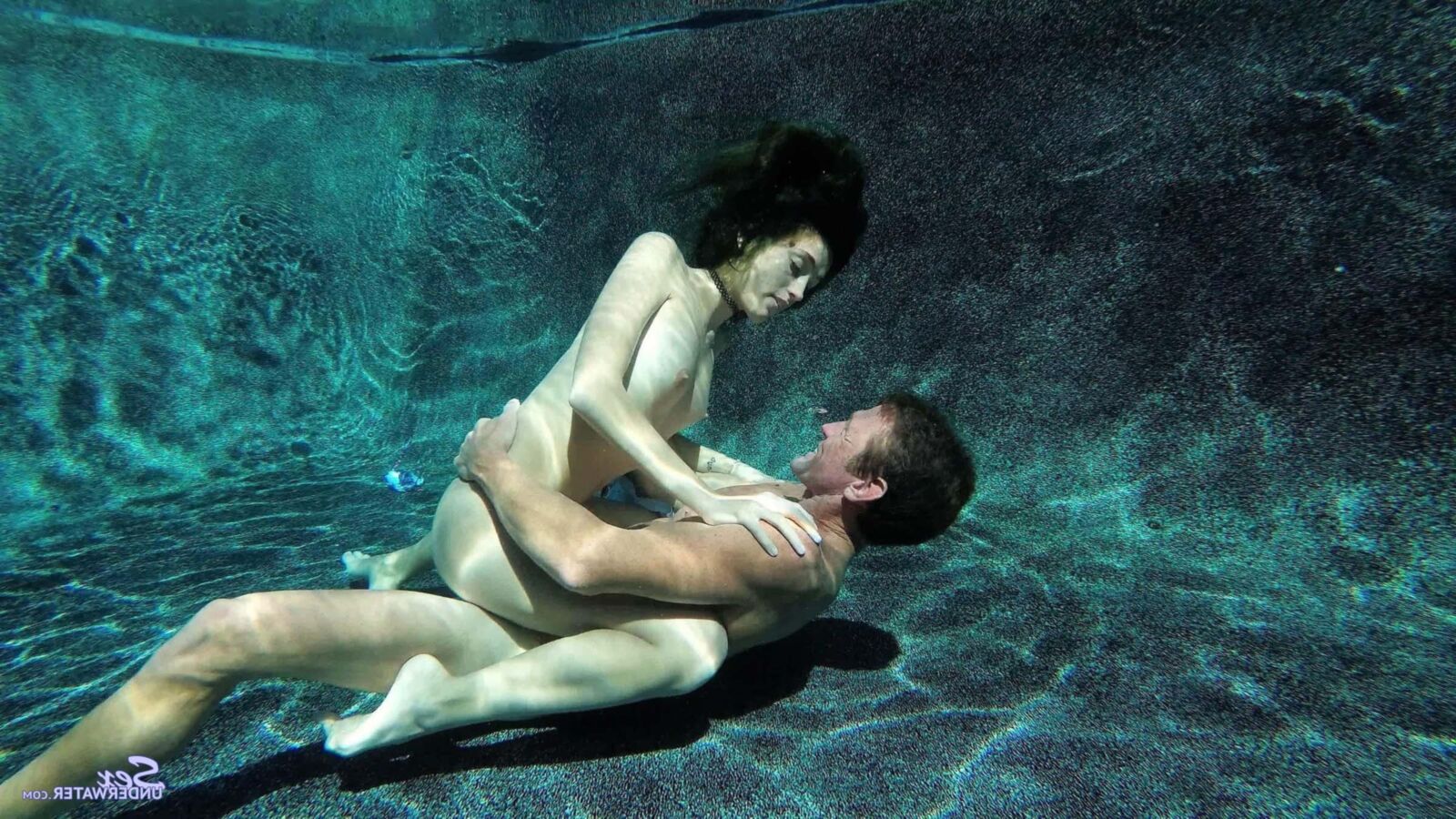 Sexunderwater Brooke Haze Handstand Pt. 