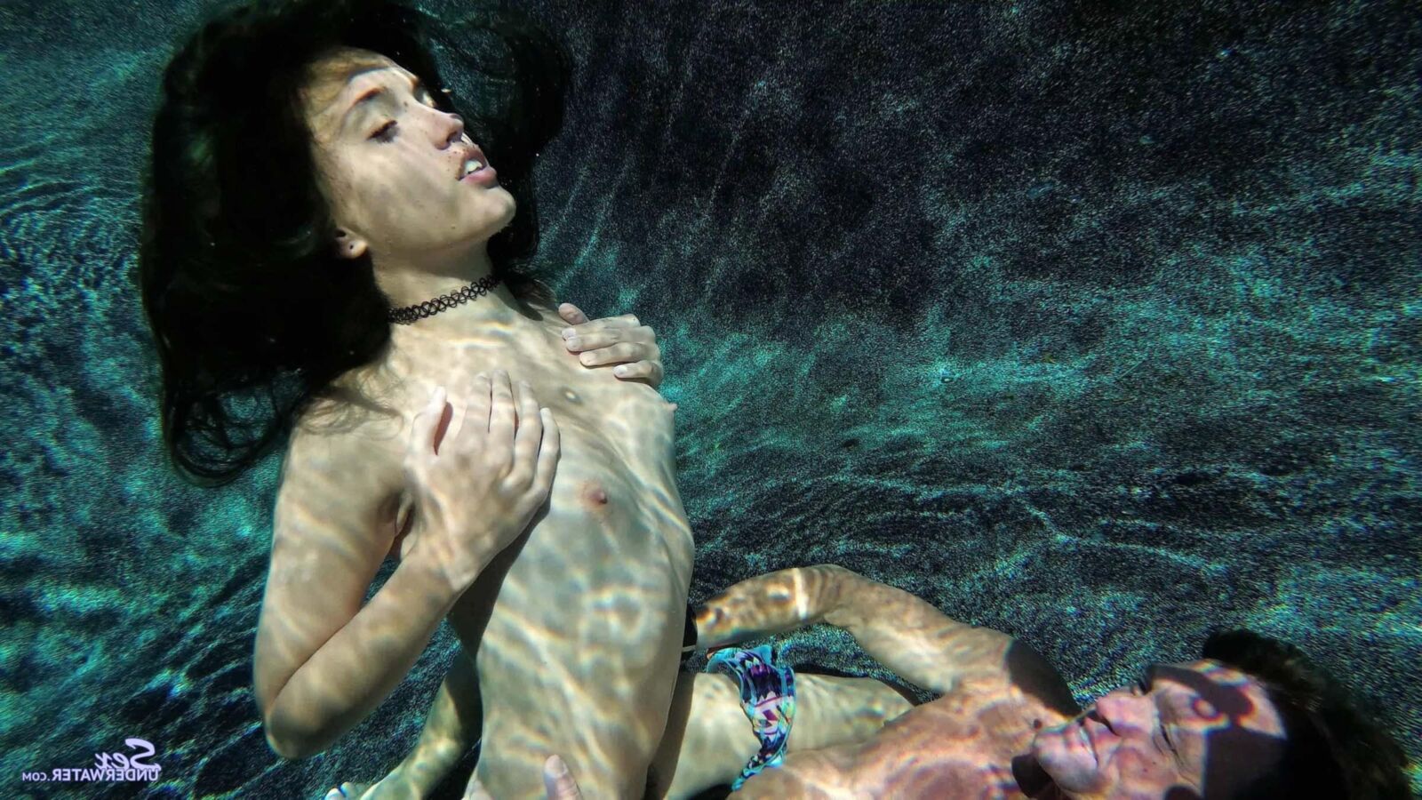 Sexunderwater Brooke Haze Handstand Pt. 