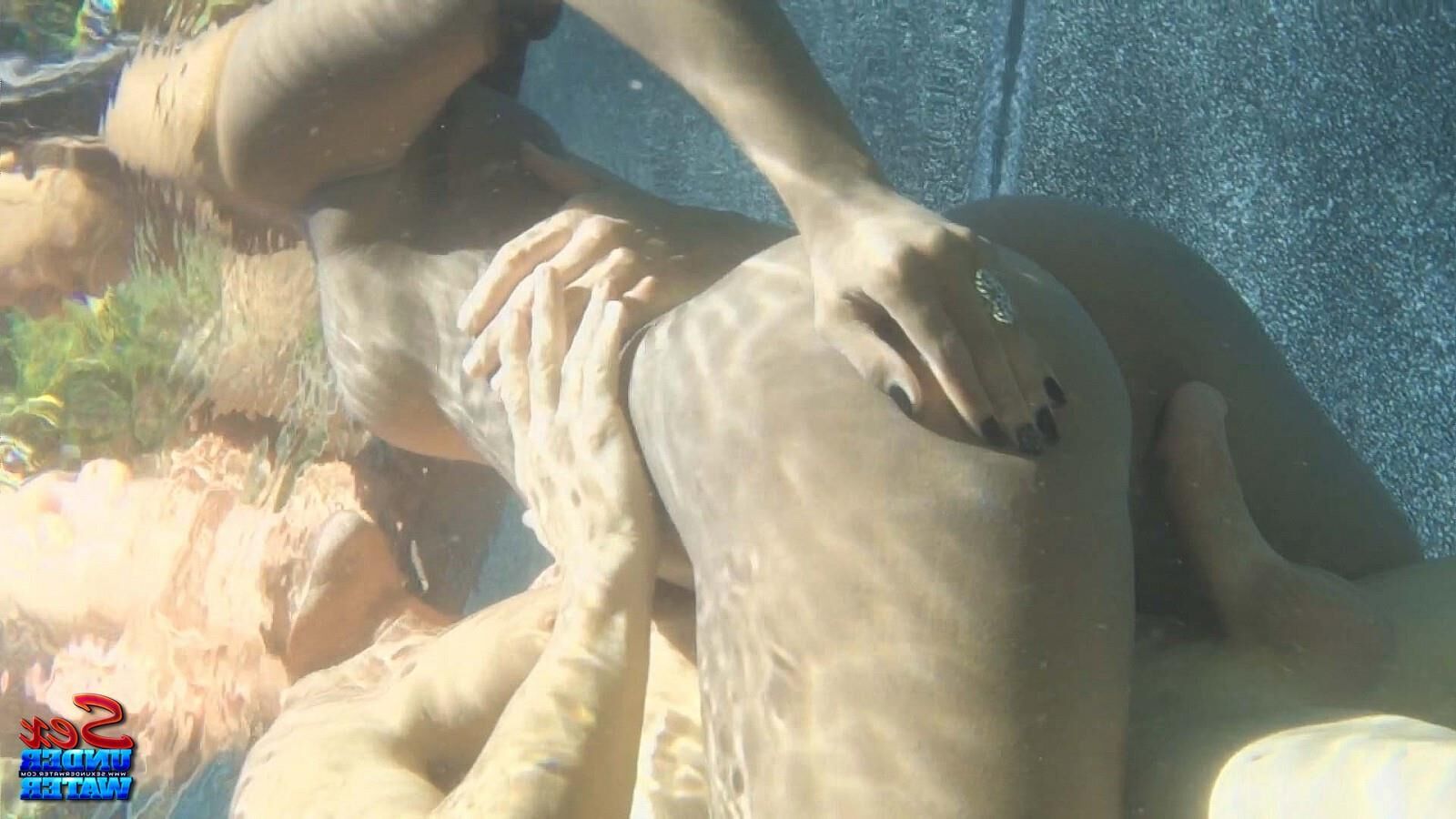 SexUnderwater Harley Dean (X) px