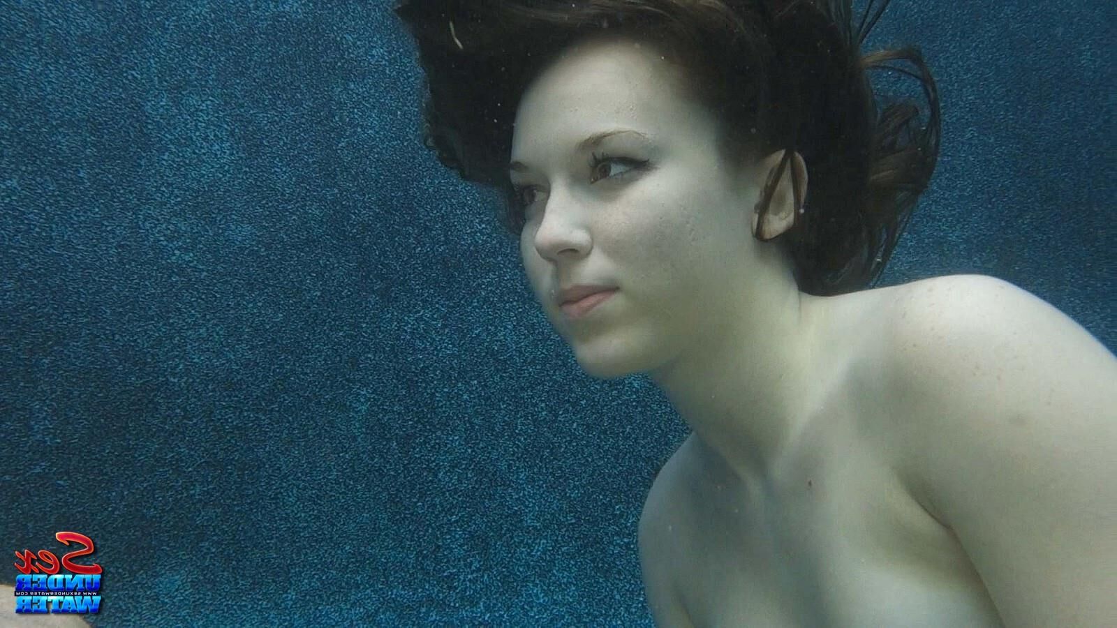 SexUnderwater Newbie Charlie Maverick (X) px