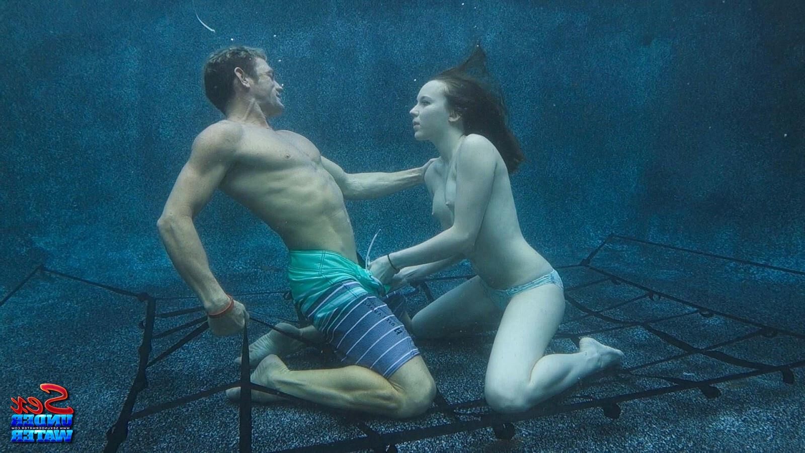 SexUnderwater Newbie Charlie Maverick (X) px