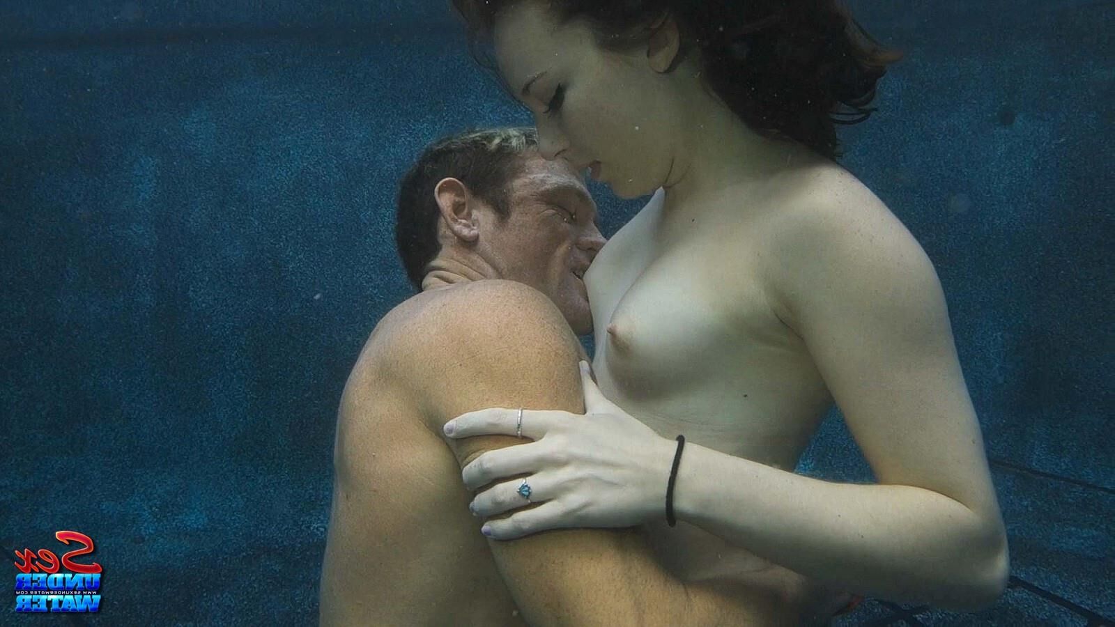 SexUnderwater Newbie Charlie Maverick (X) px