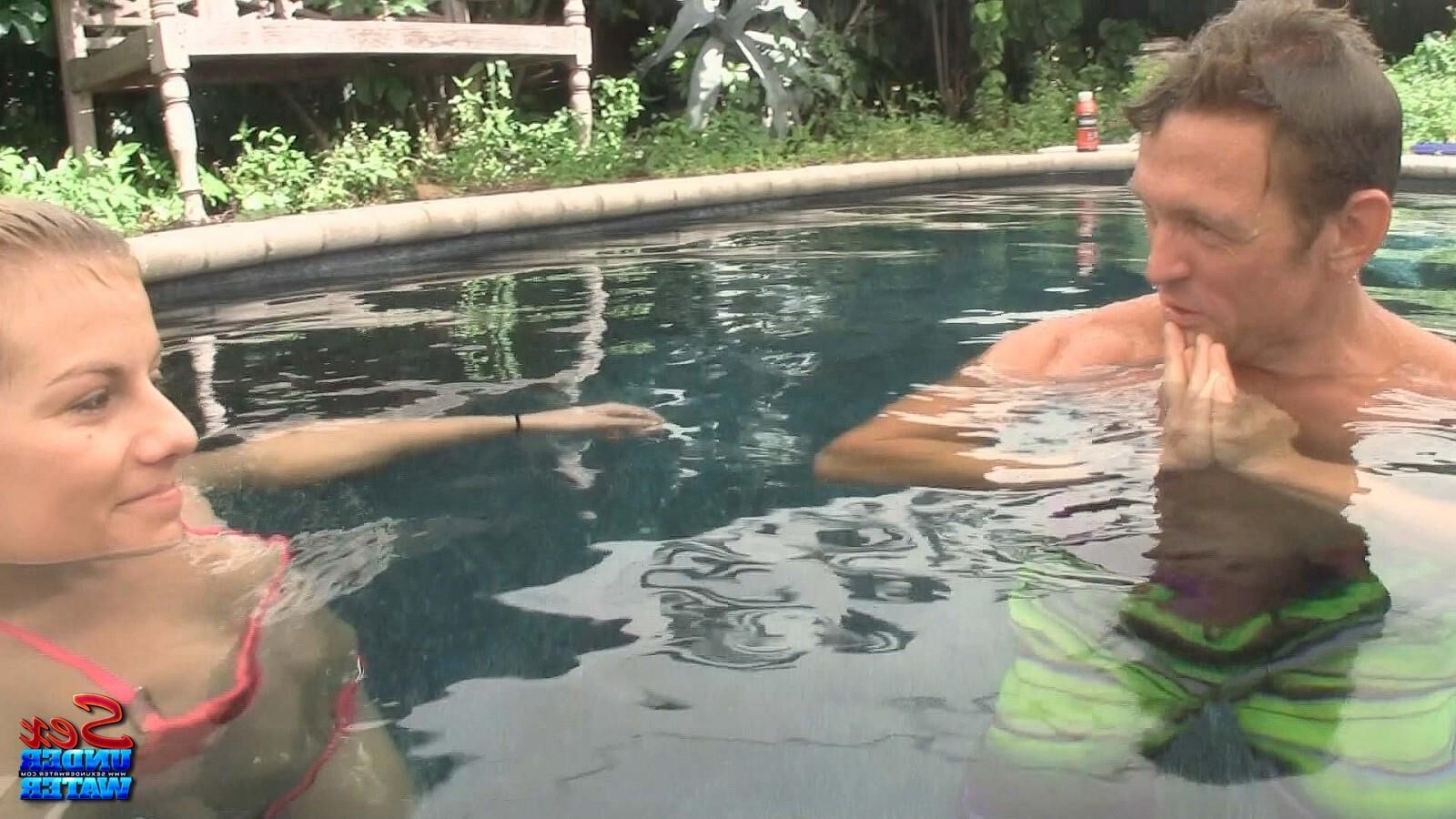 SexUnderwater Sammi St. Clair Teach Me Part 