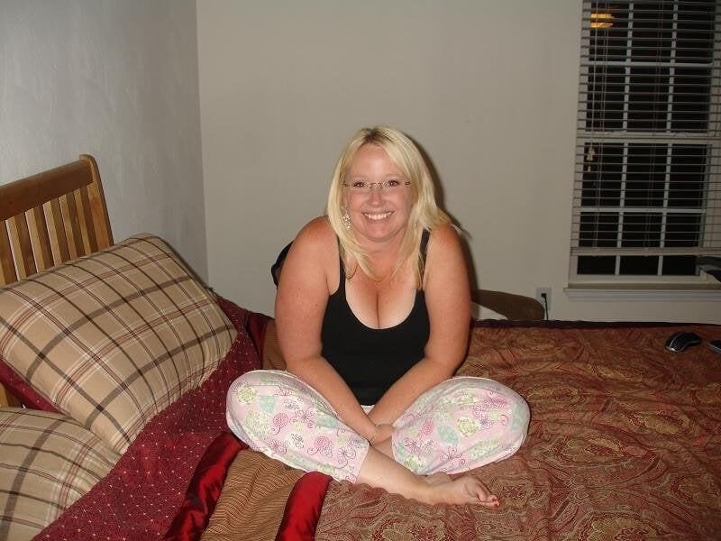 Milfs and mothers 