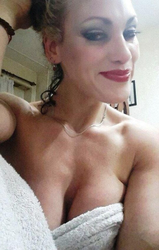 Milfs and mothers 