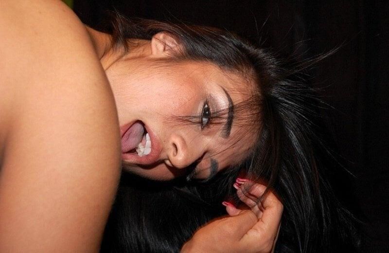 Milfs and mothers 