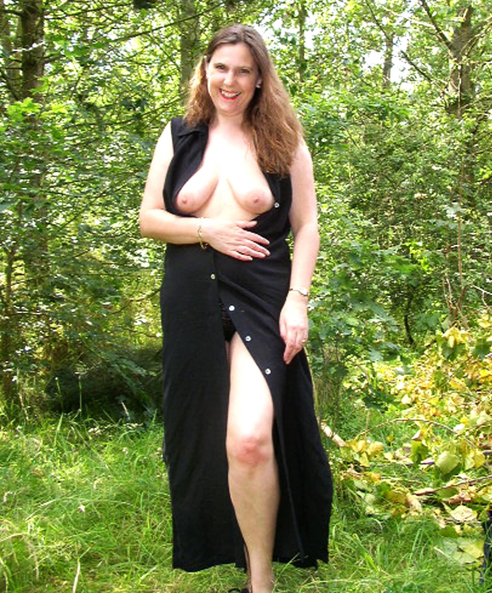 Chubby MILF Swinger
