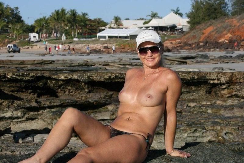 Milfs and mothers 