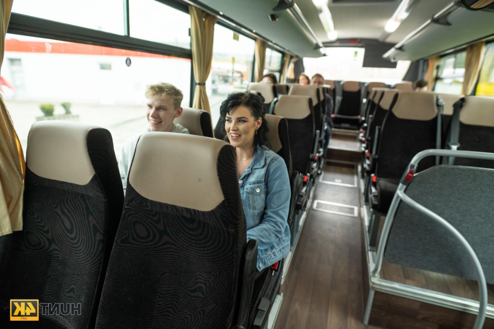 Huntk Federika Sexo en el autobús x x px abril