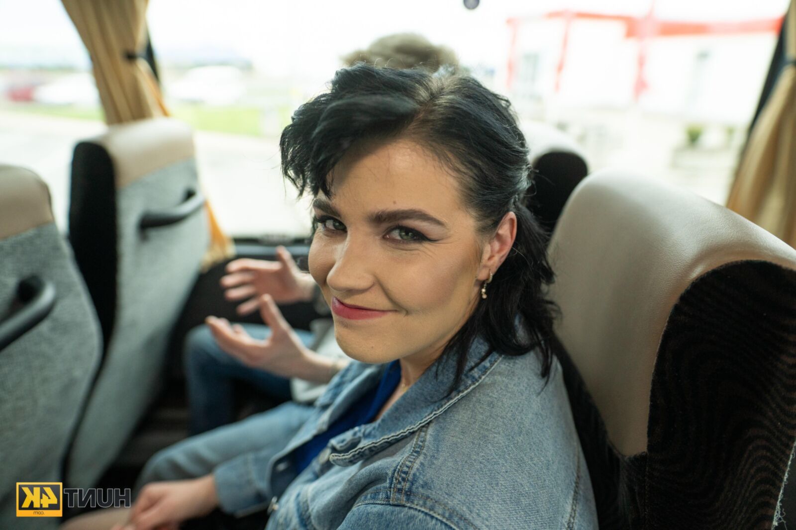 Huntk Federika Sexo en el autobús x x px abril