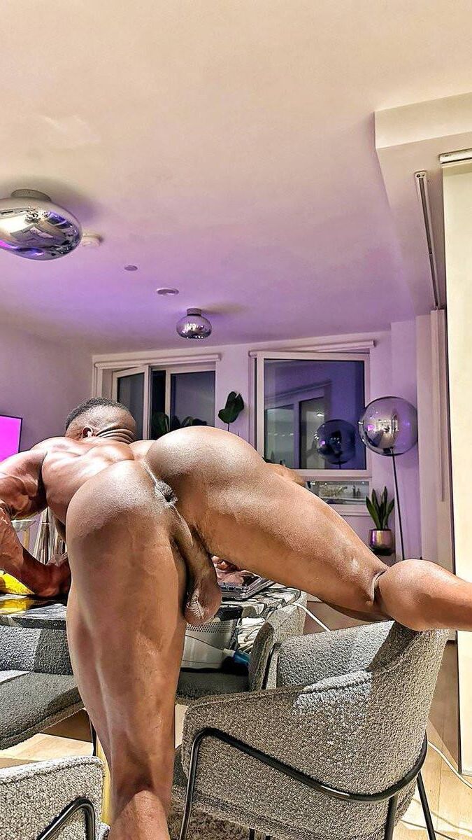BACKDOOR AND MEN'S LUSTCAVE
