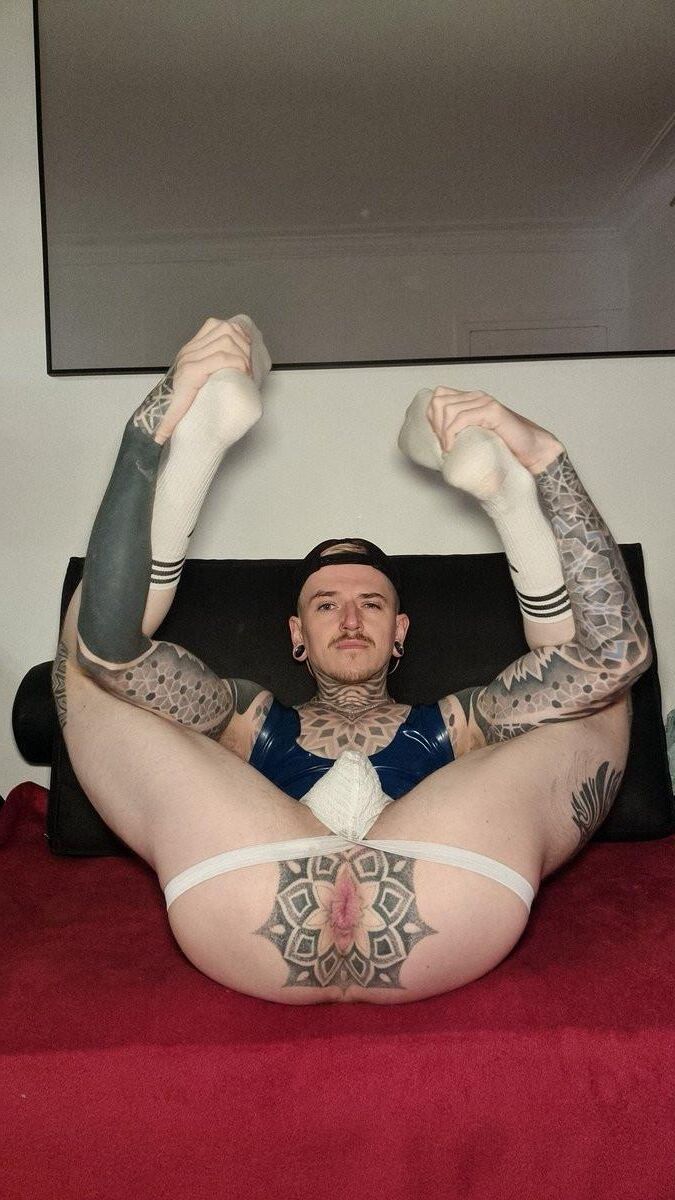 BACKDOOR AND MEN'S LUSTCAVE