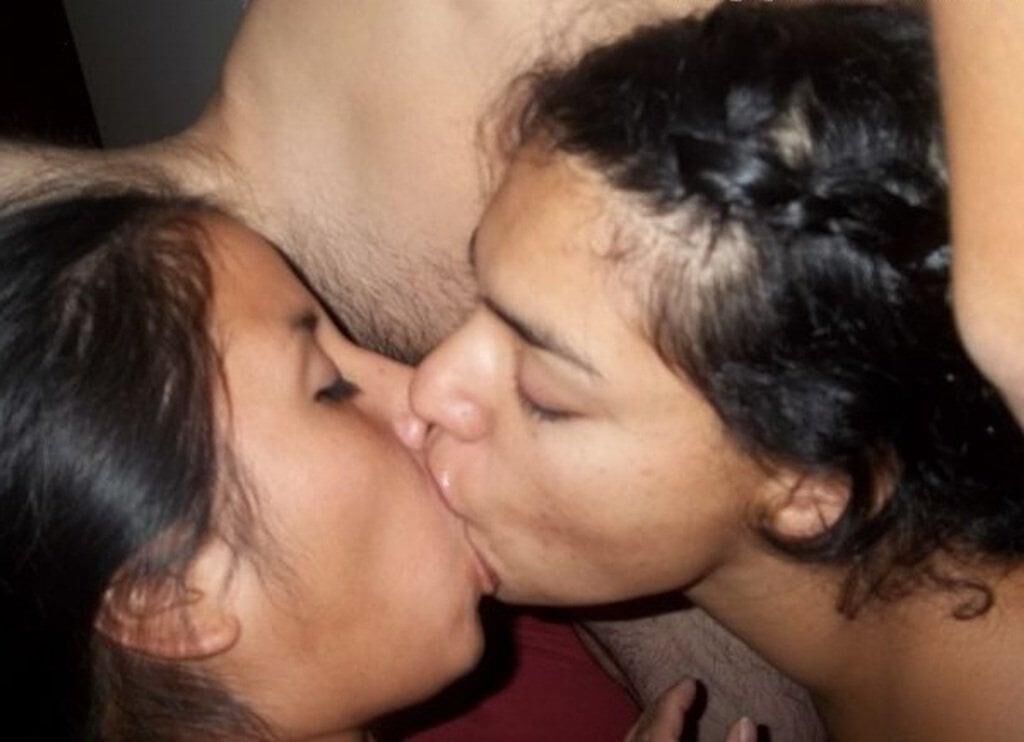  Milfs and mothers 