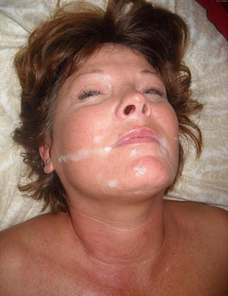 Milfs and mothers 