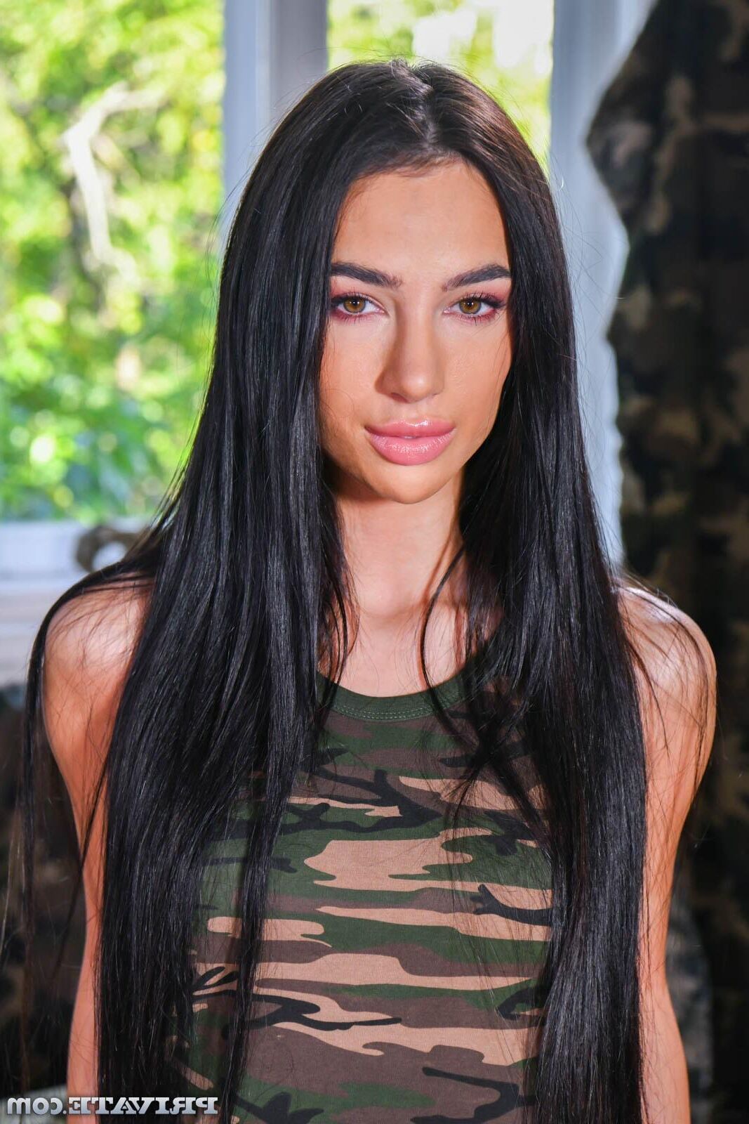 Kama Oxi loves the army
