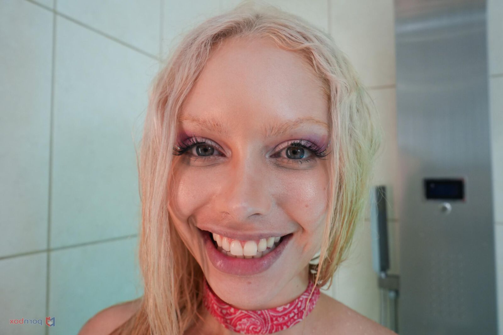 Crap Porn . Vivian Lola gang banged