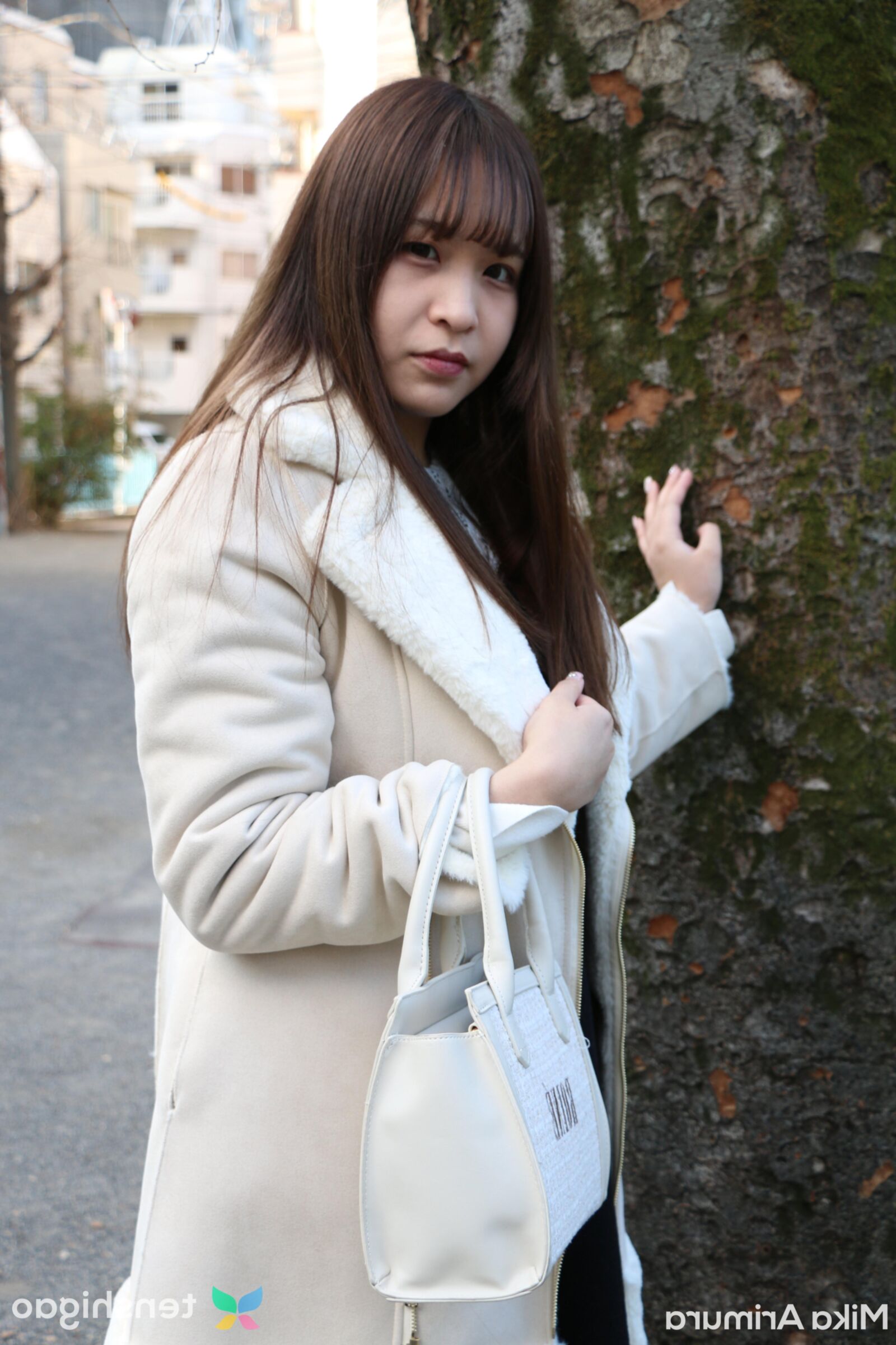 Mika Arimura yo Thick Juicy Babe Turns Out To Be A Nympho