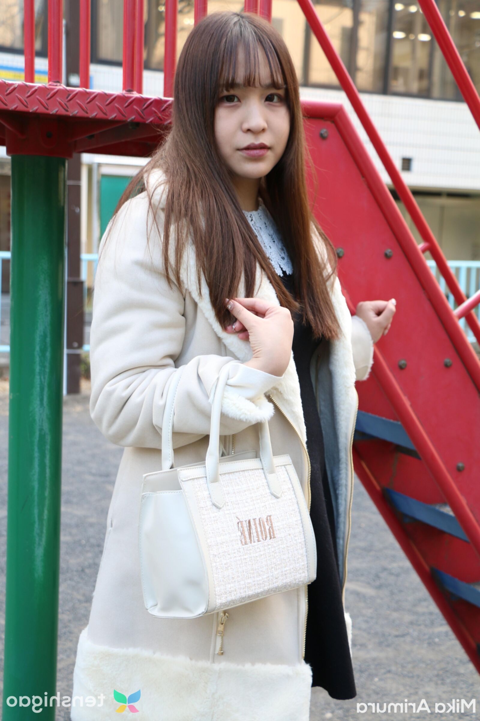 Mika Arimura yo Thick Juicy Babe Turns Out To Be A Nympho