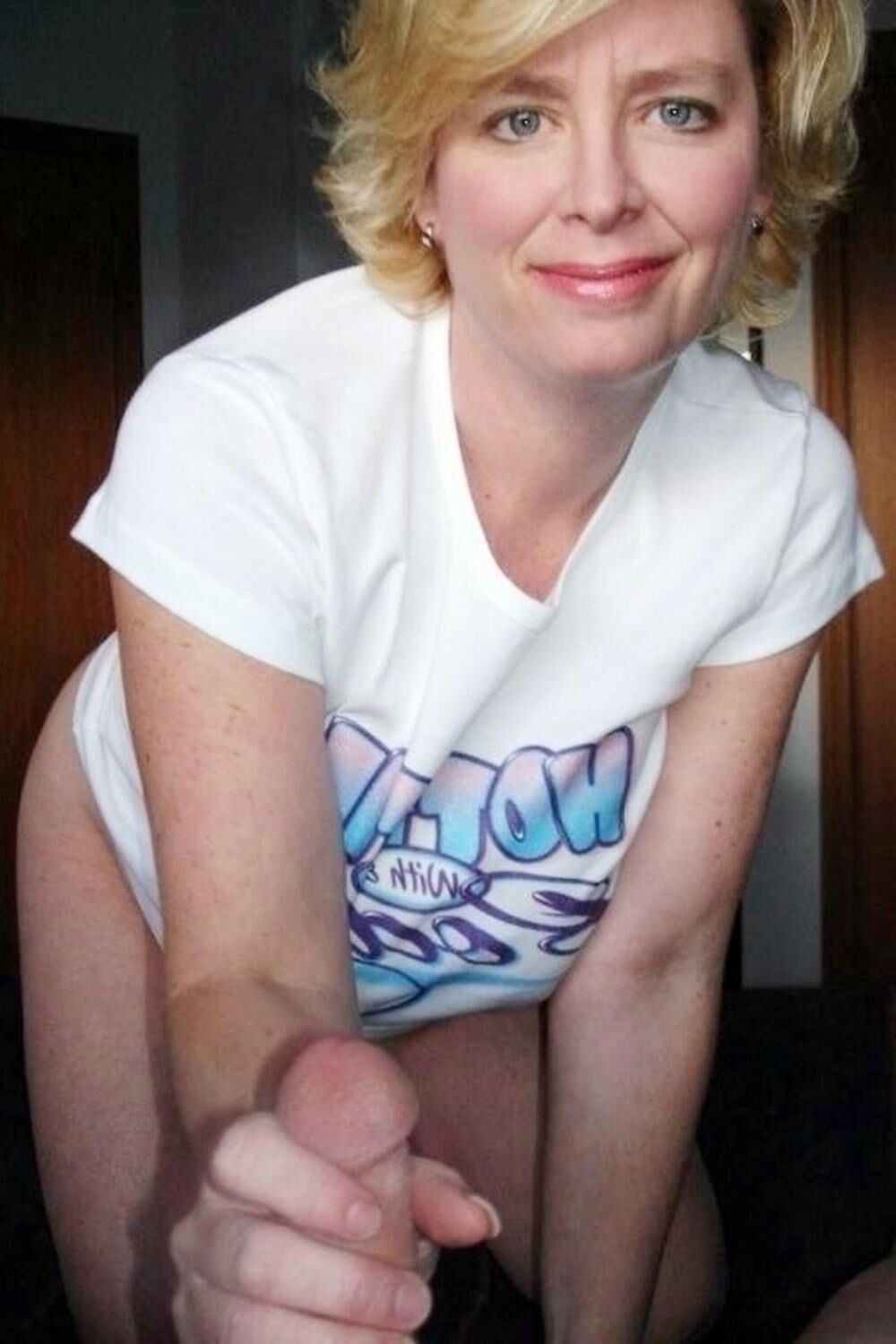 Naughty Moms 