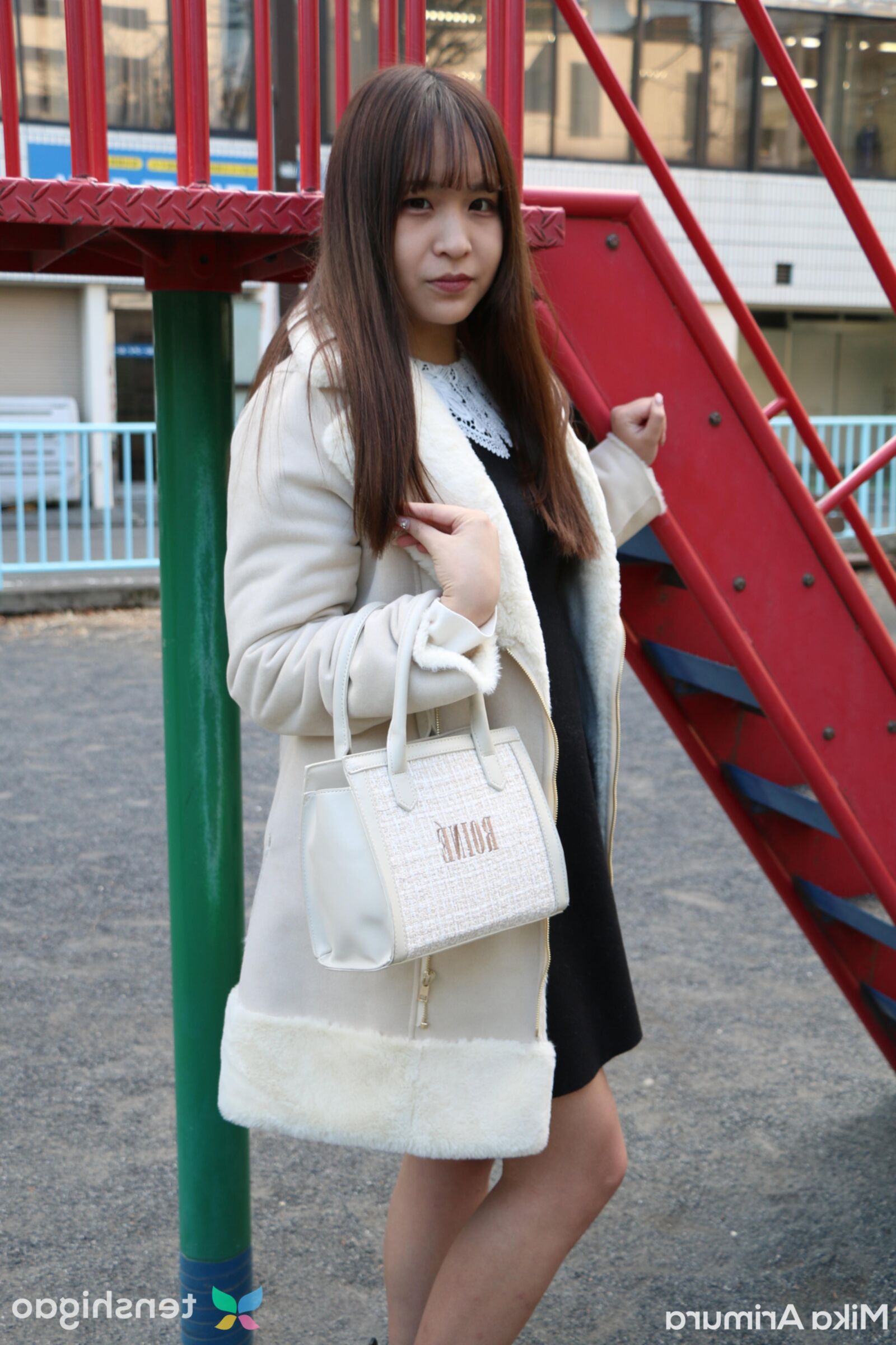 Mika Arimura yo Thick Juicy Babe Turns Out To Be A Nympho