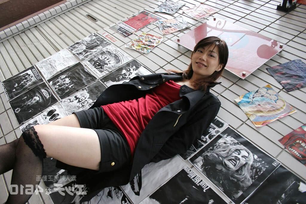 NAUGHTY JAPANESE AMATEUR GIRLS #