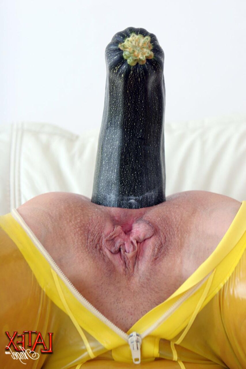 Anal Sluts Spreading, Gaping, and Fucking