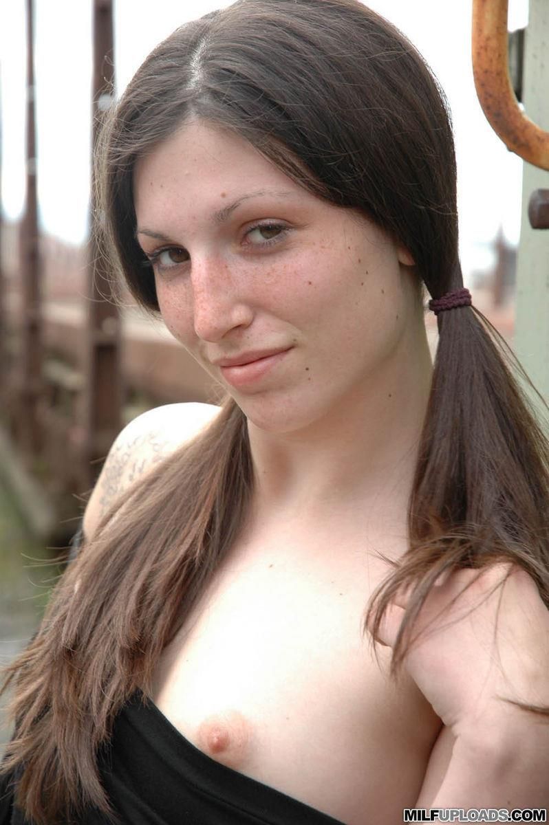 Slim Slovenian Slut Anastacia