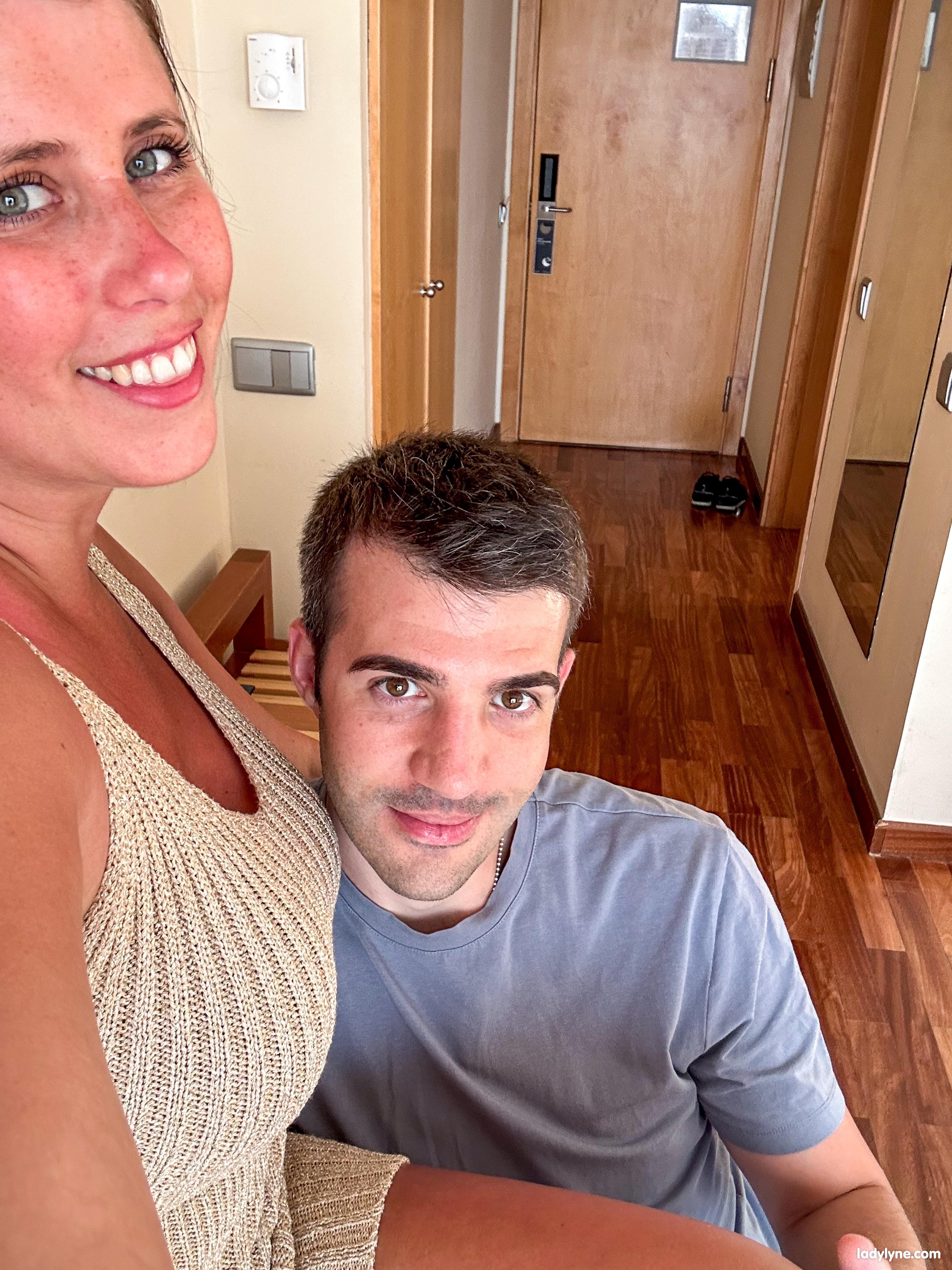 LadyLyne Lady Lyne Fucked in a hotel room x x 