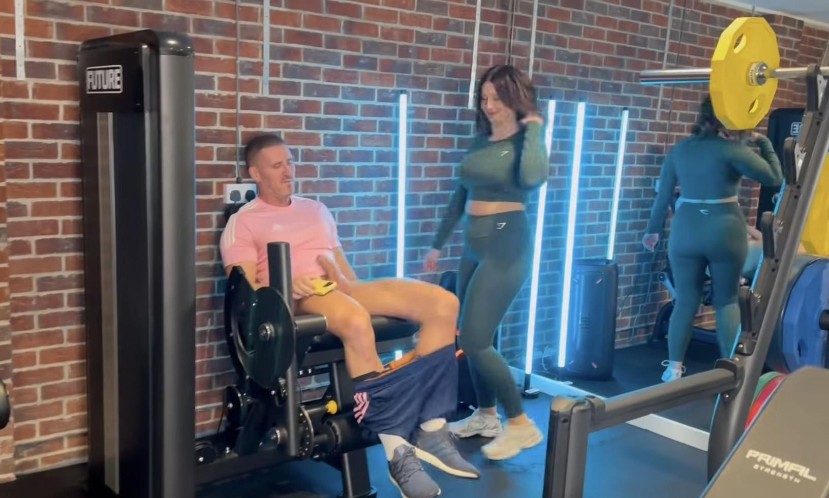 Erin Moore cucks hubby at the gym v