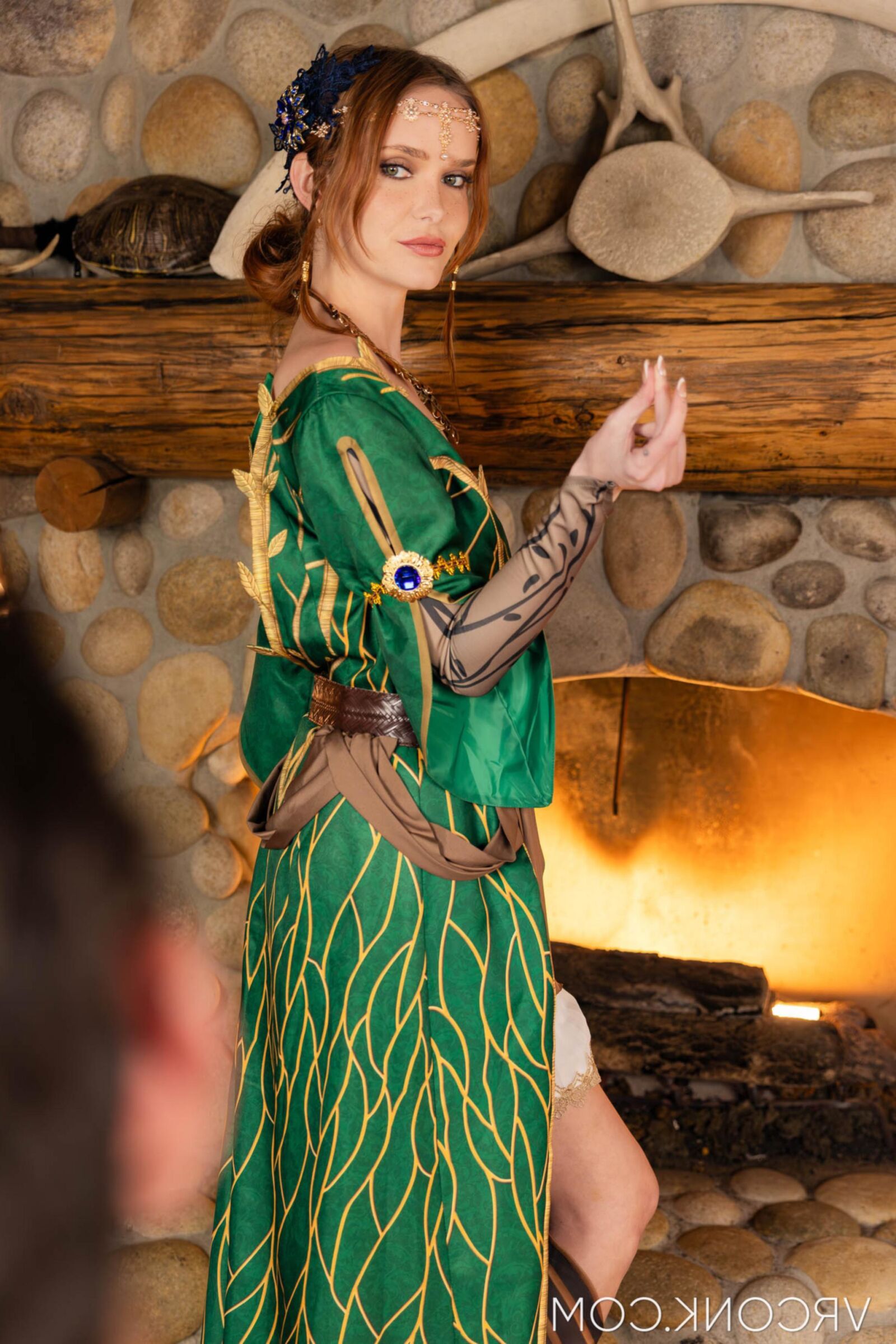 Chloe foxxe yo the witcher, triss merigold uma paródia pornô