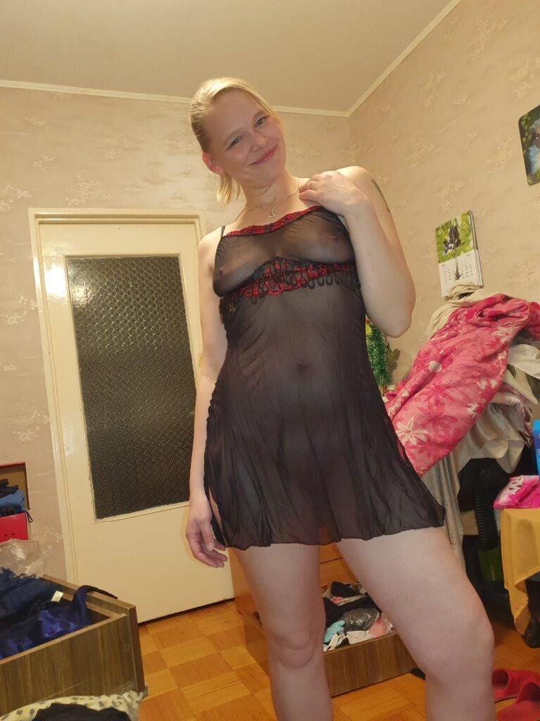 WebSlut Laurie Lanton
