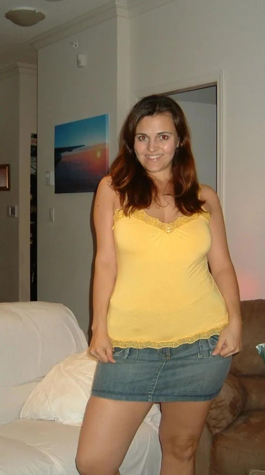 Milf American Brunette Sexy