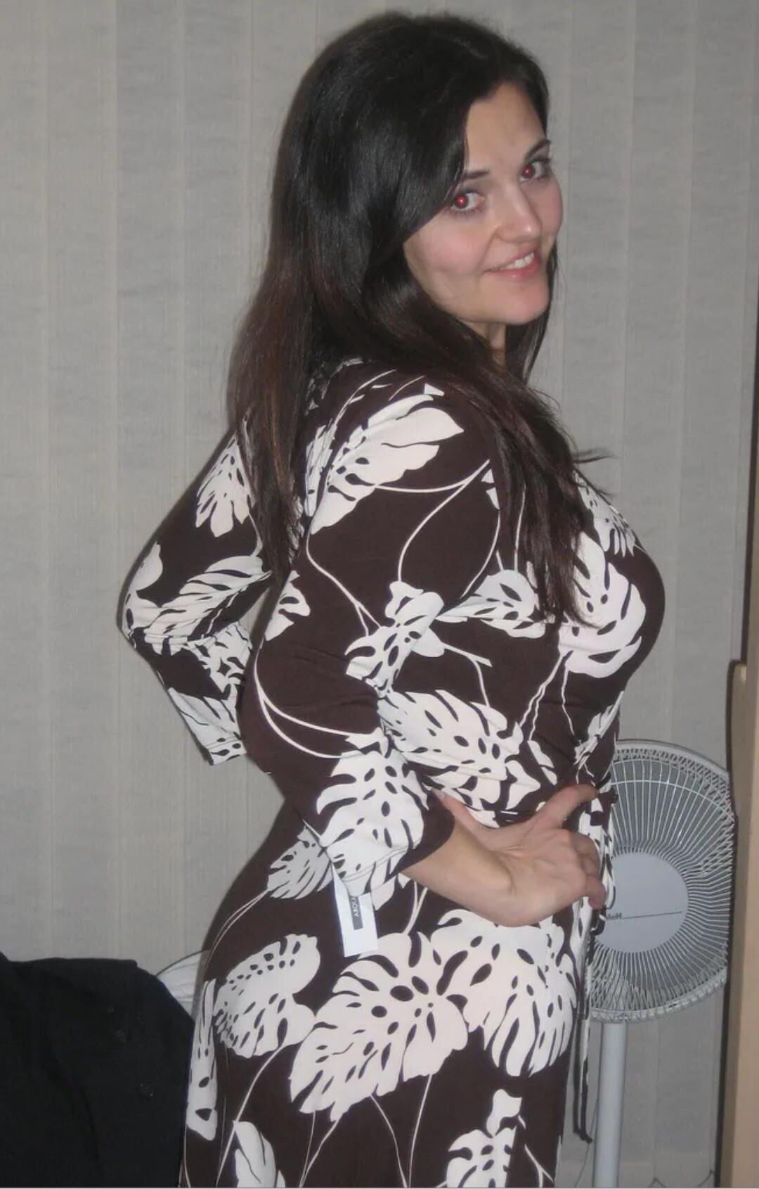 Milf American Brunette Sexy