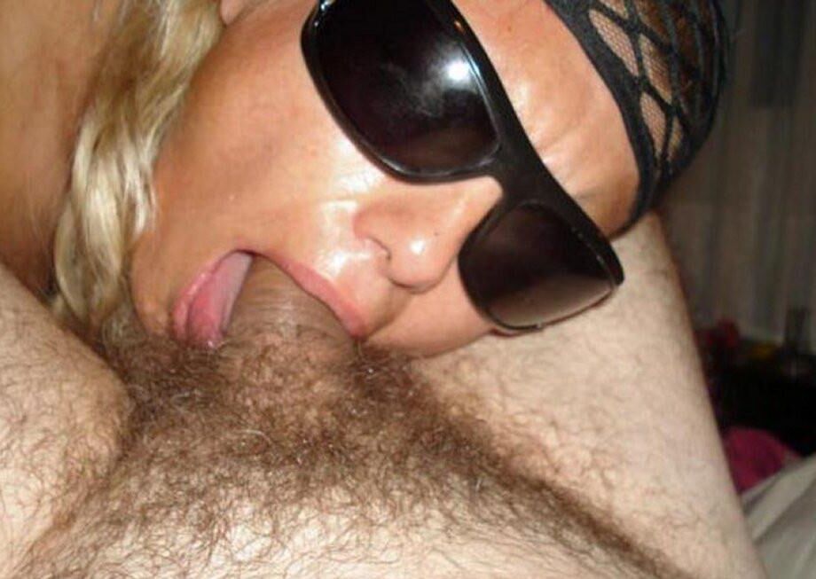  Milfs and mothers 