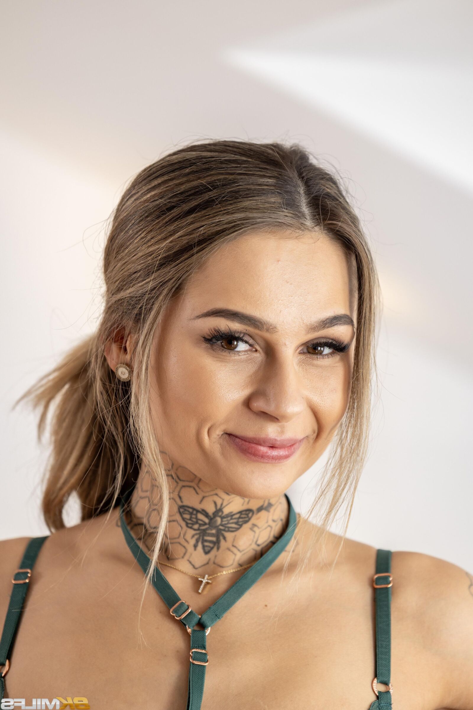 Vanessa Leone Happy Czech Ending 