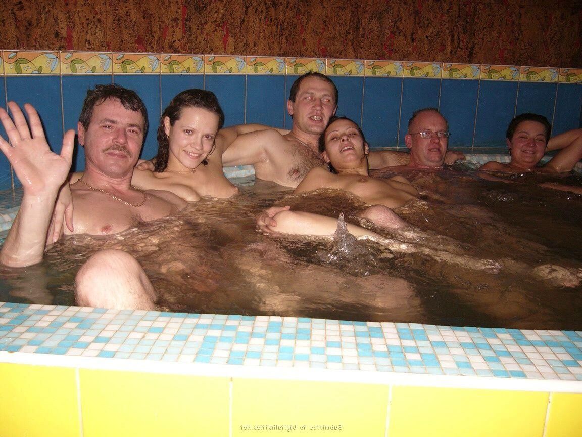 groupsex ()