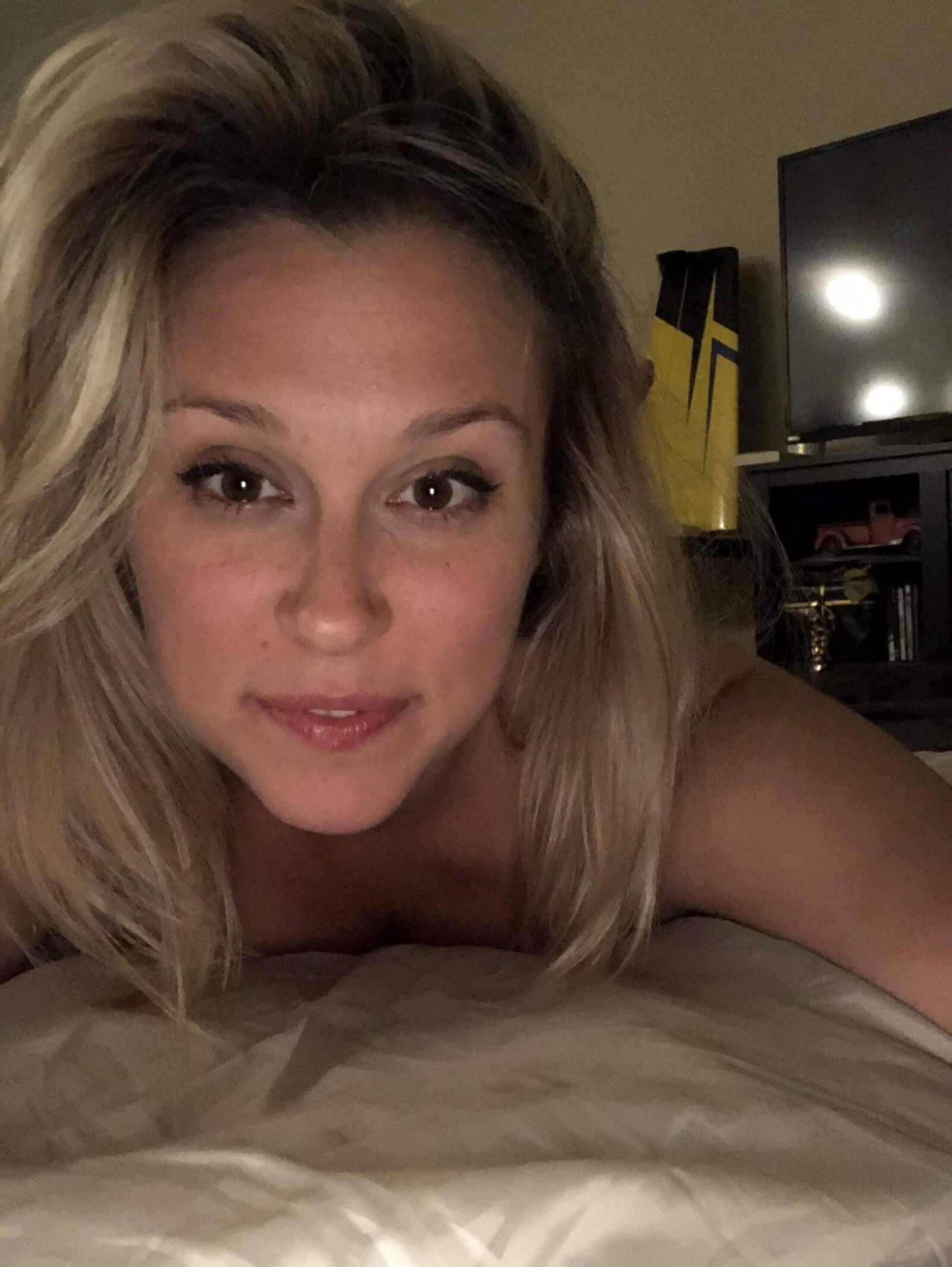 Hot Wife slut 