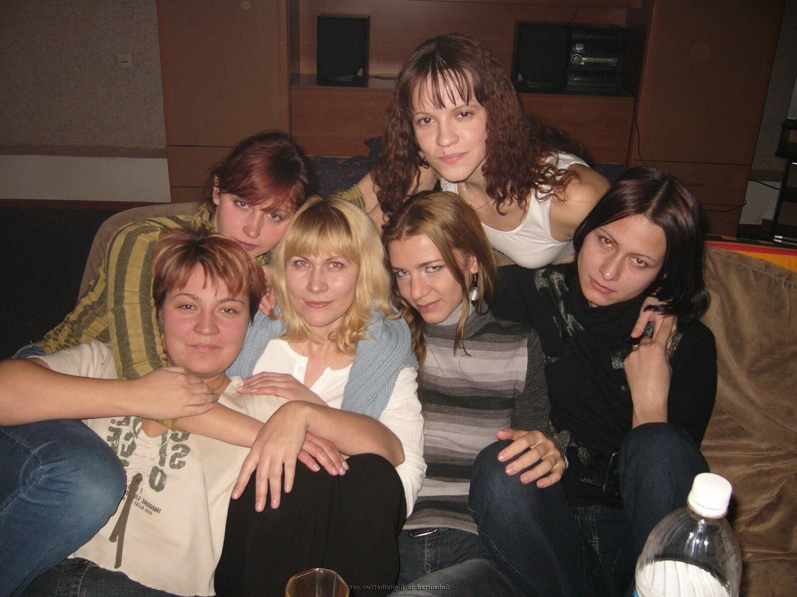 groupsex ()