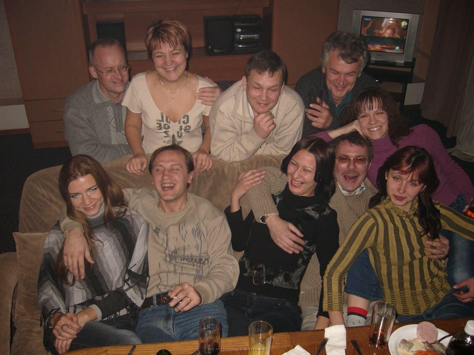 groupsex ()