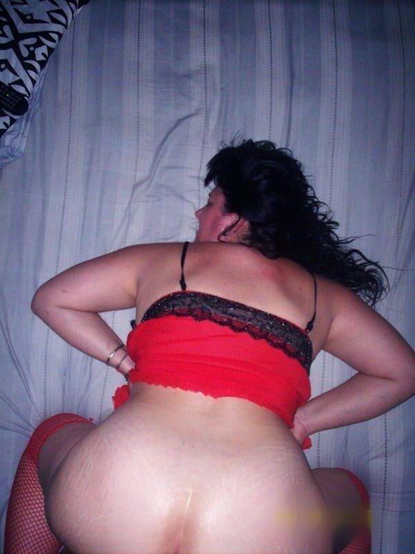 Milfs and mothers 