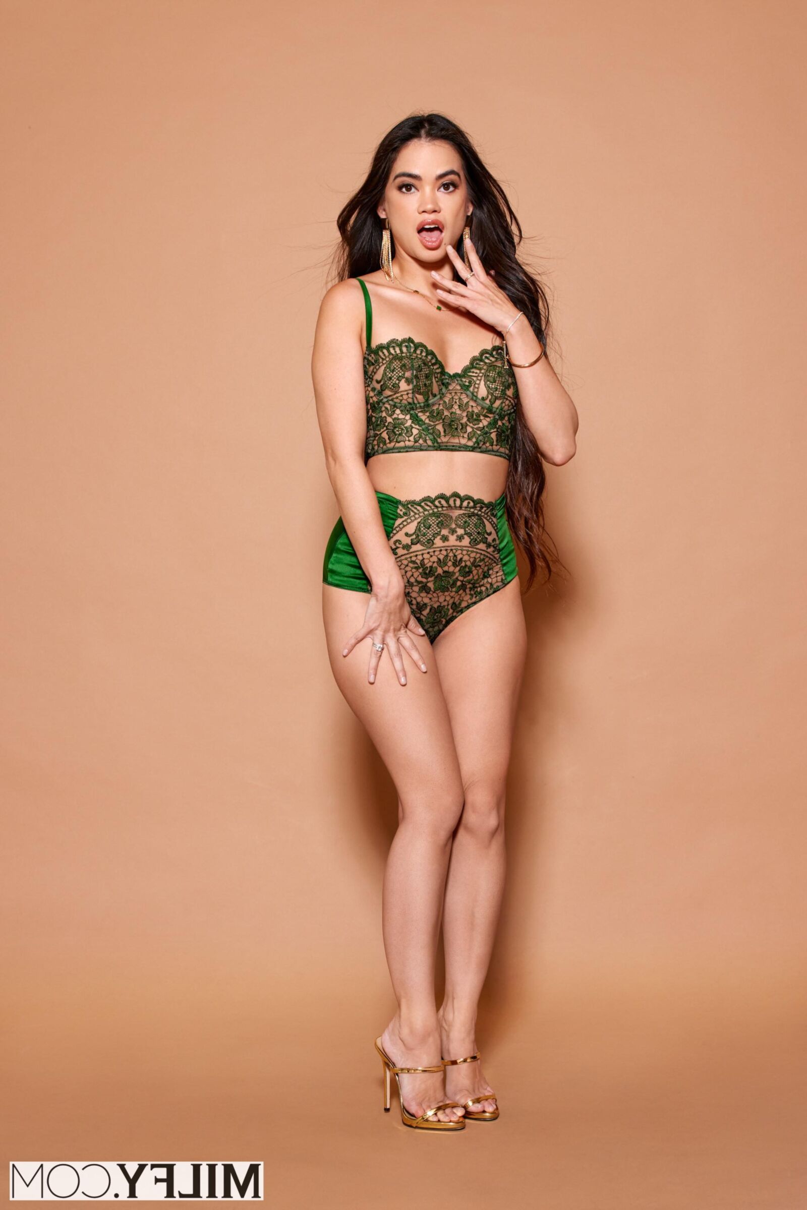 Milfy Angelina Moon, Anton Harden 