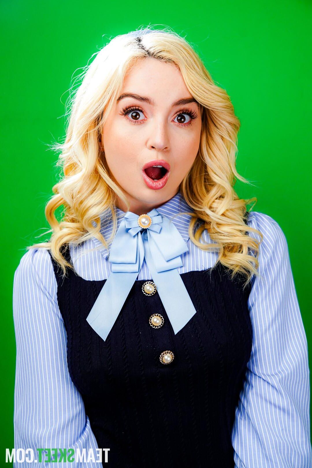 Lexi lore yo SEXE SEXE